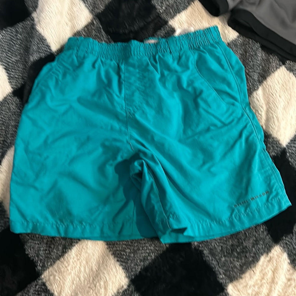 teal Columbia pfg dri-fit shorts